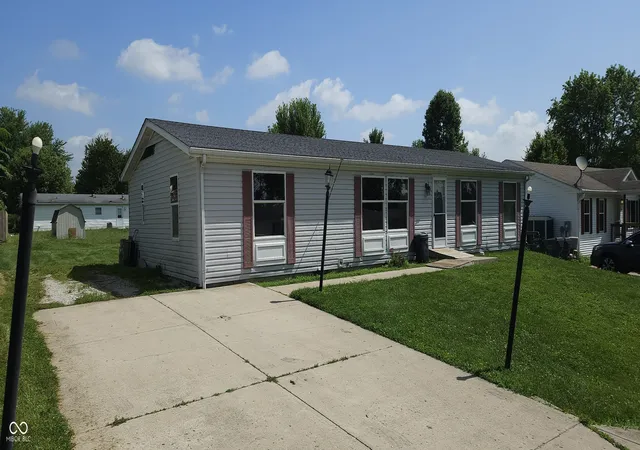 Homes for sale in Ingalls, IN | 67 Inman Dr, Ingalls, IN 46048 | MLS# 22111477