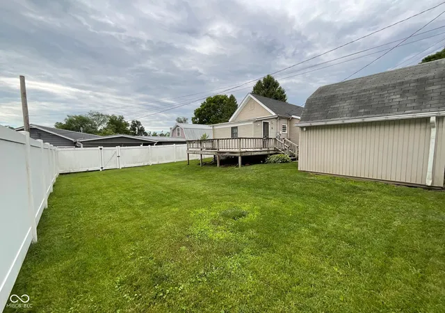 3rd image of 407 Mccune Ave, Rockville, IN 47872 | MLS# 22111490