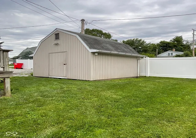 5th image of 407 Mccune Ave, Rockville, IN 47872 | MLS# 22111490