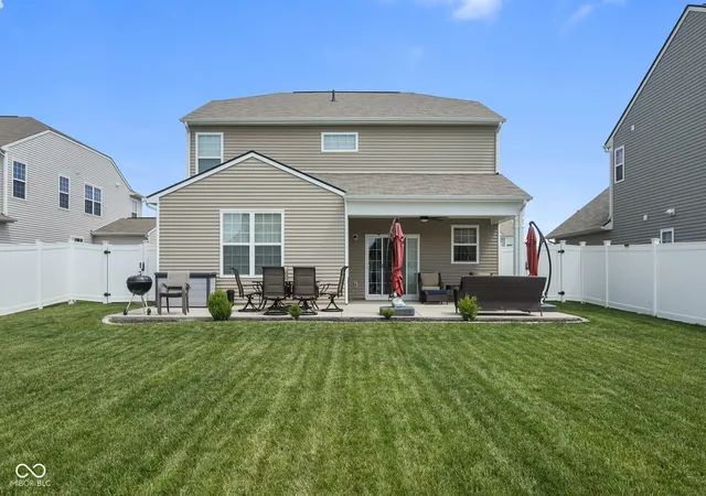 Homes for sale in Whitestown, IN | 6673 Overlander Ln, Whitestown, IN 46075 | MLS# 22111507