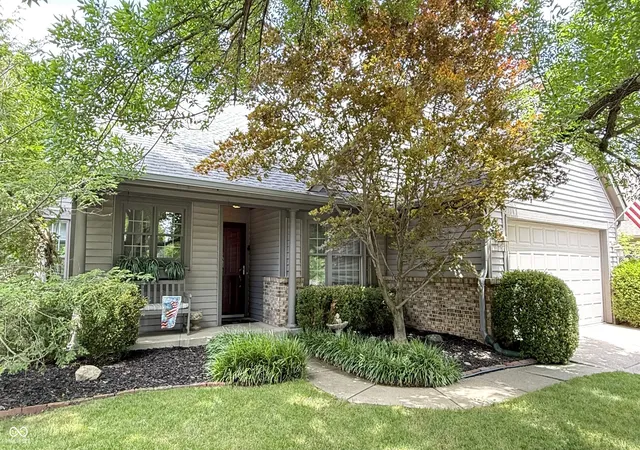 Single family home for sale at 18020 Sun Ridge Cir, Noblesville, IN 46062 | MLS# 22111508