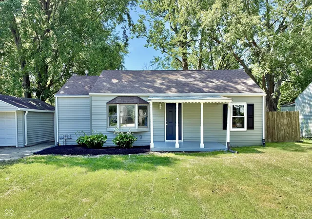 1st image of 815 W Vinyard St, Anderson, IN 46011 | MLS# 22111545