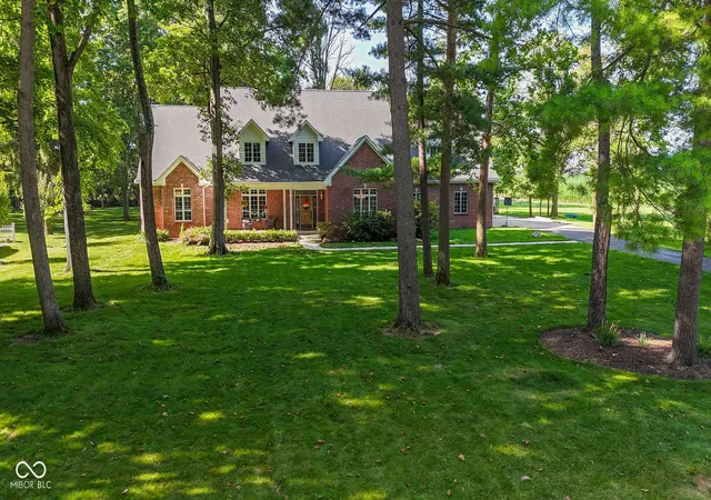 4th image of 10765 Forest Lake Ct, Indianapolis, IN 46278 | MLS# 22111557
