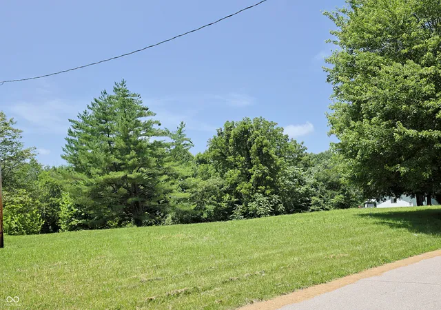 2nd image of 9950 S Chapel Hill Rd, Heltonville, IN 47436 | MLS# 22111599