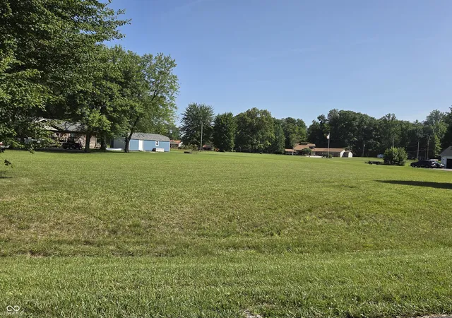 Photo 3 of Sale Pending at 374 W Oneida Trl, Greensburg, IN 47240 | MLS# 22111600 | Listing updated on 2026-08-24