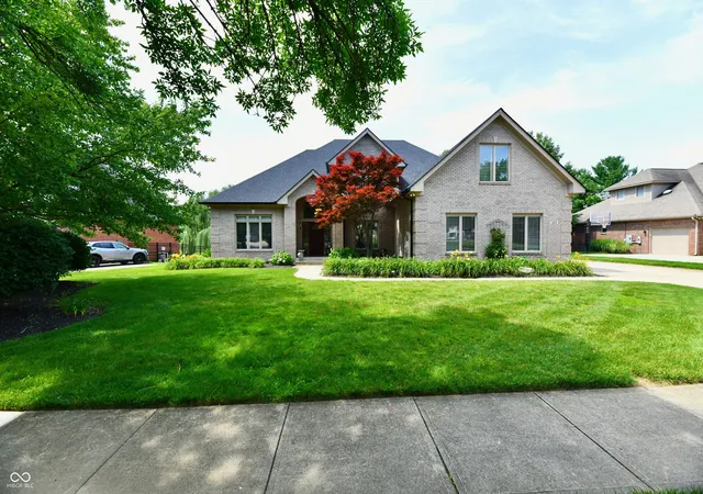 1st image of 1324 Eagle Valley Dr, Greenwood, IN 46143 | MLS# 22111611