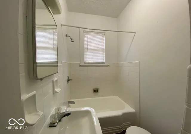 15th image of 604 Hendricks St, Anderson, IN 46016 | MLS# 22111615