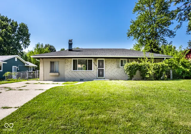 Photo 2 of Single family home for sale at 6339 W Ray St, Indianapolis, IN 46241 | MLS# 22111628 | Listing updated on 2026-08-26