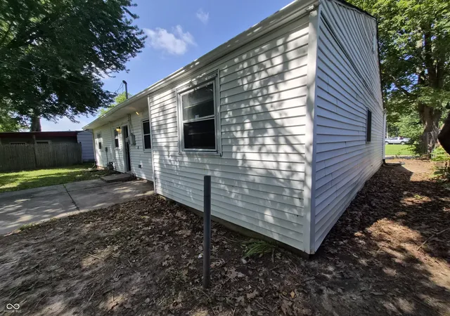 Photo 3 of Single family home for sale at 2425 N Kenyon St, Indianapolis, IN 46219 | MLS# 22111643 | Listing updated on 2026-08-28
