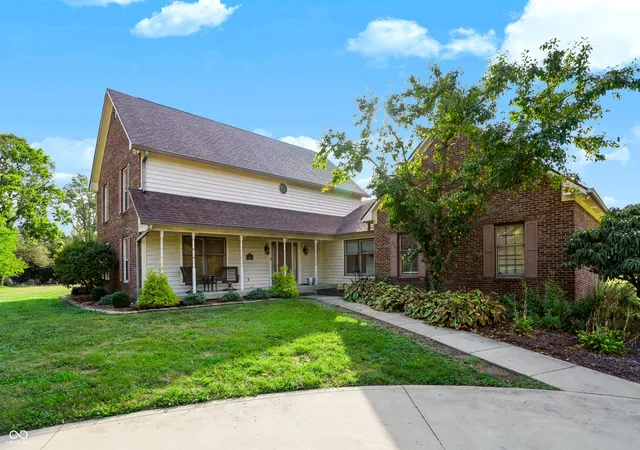 Photo 3 of Single family home for sale at 10211 Hidden Meadow Ln, Indianapolis, IN 46229 | MLS# 22111647 | Listing updated on 2026-10-02