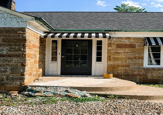 Photo 2 of Single family home for sale at 343 E Edgewood Ave, Indianapolis, IN 46227 | MLS# 22111651 | Listing updated on 2026-10-05