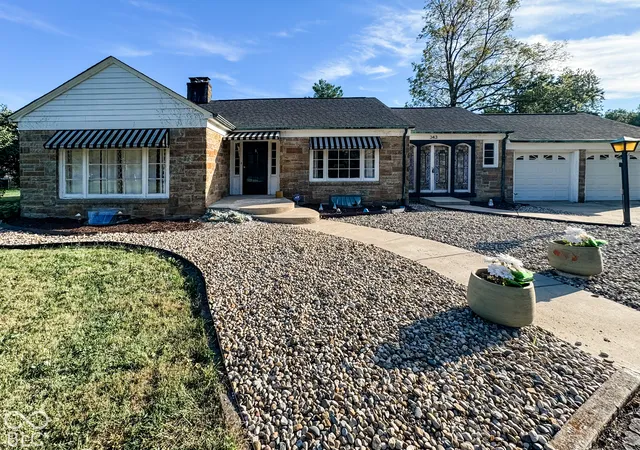 Photo 4 of Single family home for sale at 343 E Edgewood Ave, Indianapolis, IN 46227 | MLS# 22111651 | Listing updated on 2026-10-05