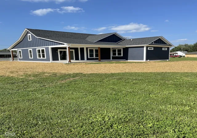4th image of 815 E Walnut St, Martinsville, IN 46151 | MLS# 22111669