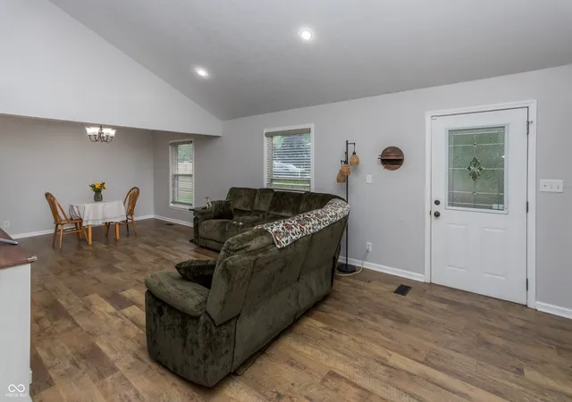 Photo 3 of Single family home for sale at 140 Appletree Row, Greenwood, IN 46142 | MLS# 22111670 | Listing updated on 2026-09-22