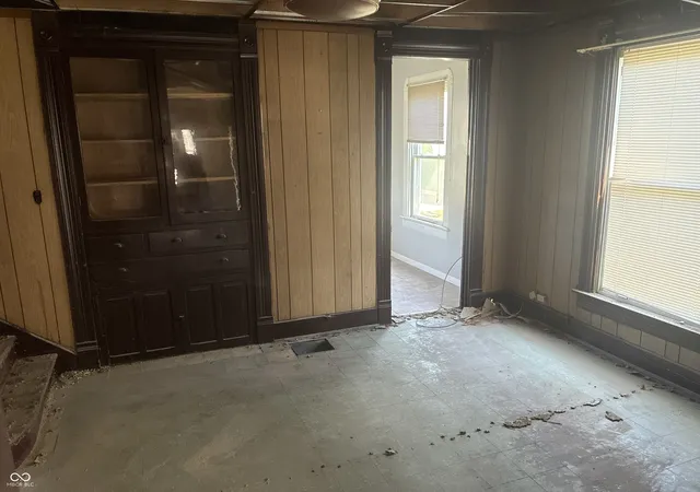 Photo 4 of Single family home for sale at 2021 Bellefontaine St, Indianapolis, IN 46202 | MLS# 22111671 | Listing updated on 2026-09-03