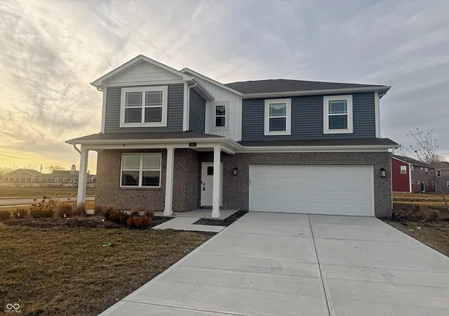 Homes for sale in Whiteland, IN | 830 Saddlebrook Farms Blvd, Whiteland, IN 46184 | MLS# 22111681