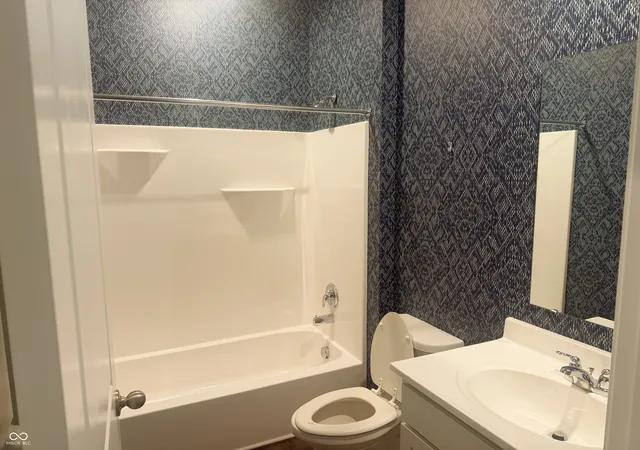 Photo 4 of Single family home for sale at 830 Saddlebrook Farms Blvd, Whiteland, IN 46184 | MLS# 22111681 | Listing updated on 2026-07-03