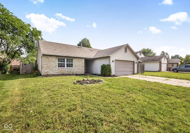 2nd image of 5854 Brouse, Indianapolis, IN 46237 | MLS# 22111686