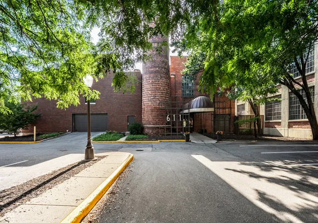 Homes for sale in Indianapolis, IN | 611 N Park Ave #101, Indianapolis, IN 46204 | MLS# 22111689