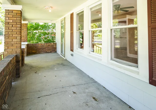 3rd image of 3224 W Mooresville Rd, Indianapolis, IN 46221 | MLS# 22111701