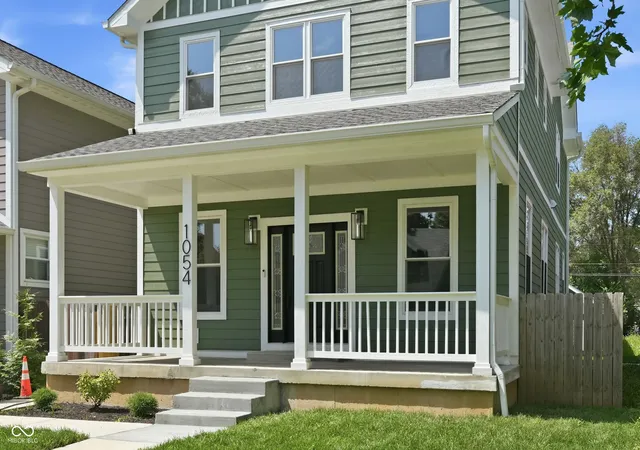 3rd image of 1054 W 35Th St, Indianapolis, IN 46208 | MLS# 22111703