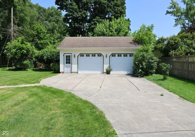Homes for sale in Crawfordsville, IN | 1258 W Country Club Rd, Crawfordsville, IN 47933 | MLS# 22111719
