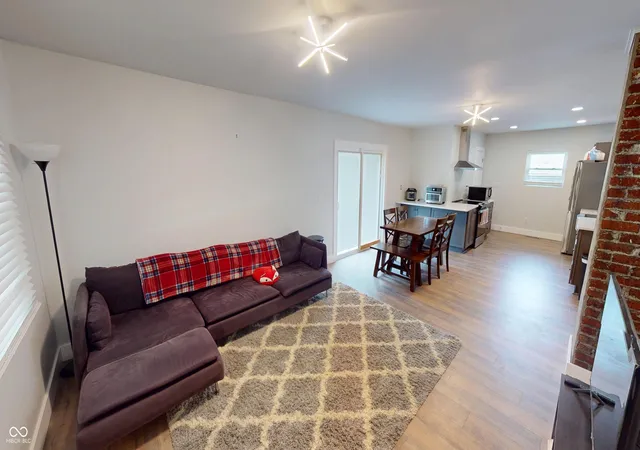 2nd image of 1342 N Oakland Ave, Indianapolis, IN 46201 | MLS# 22111746