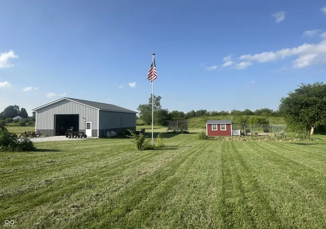 Homes for sale in Roachdale, IN | 11647 N Us Hwy 231, Roachdale, IN 46172 | MLS# 22111752