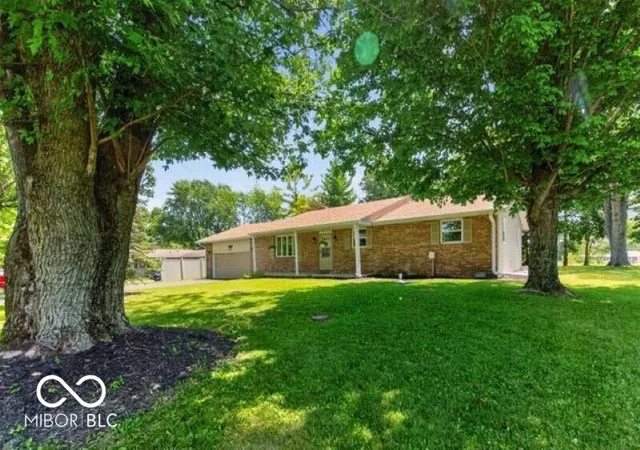 Homes for sale in New Castle, IN | 953 Radio Ln, New Castle, IN 47362 | MLS# 22111768