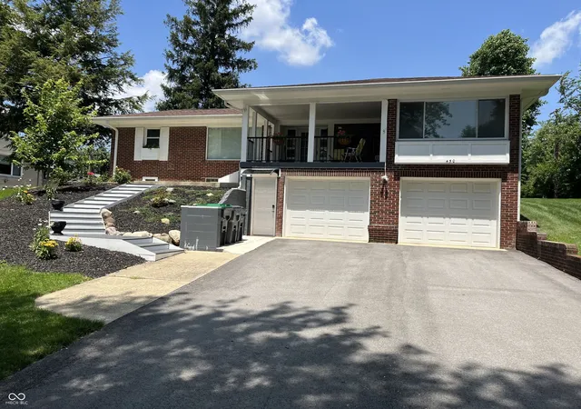 1st image of 450 S Valley Ln, Greenwood, IN 46142 | MLS# 22111772