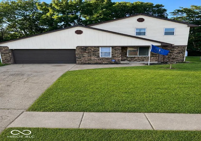 Photo 1 of Single family home for sale at 5136 Gambel Rd, Indianapolis, IN 46221 | MLS# 22111774 | Listing updated on 2026-09-13