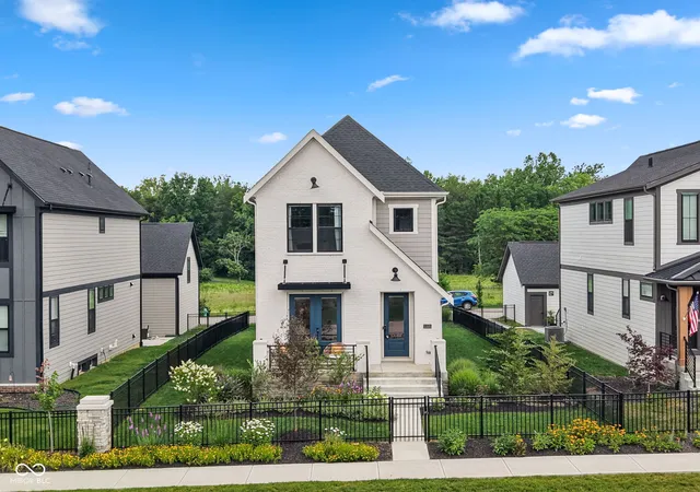 Homes for sale in Zionsville, IN | 11521 Langton Walk, Zionsville, IN 46077 | MLS# 22111783