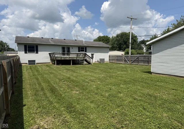 5th image of 423 N Sycamore St, Ladoga, IN 47954 | MLS# 22111785
