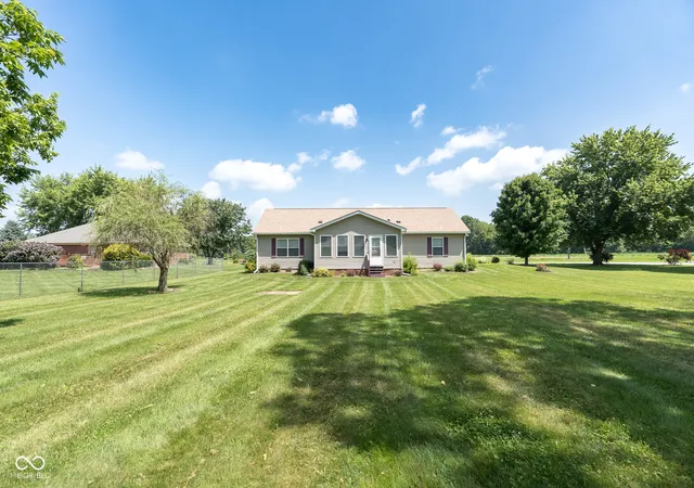 5th image of 2691 E Annily Ct, Martinsville, IN 46151 | MLS# 22111786