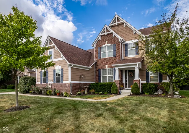 Photo 3 of Single family home for sale at 10190 Fantina Ln, Fishers, IN 46040 | MLS# 22111818 | Listing updated on 2026-09-25