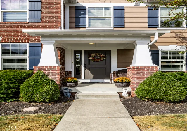 Photo 4 of Sale Pending at 10190 Fantina Ln, Fishers, IN 46040 | MLS# 22111818 | Listing updated on 2026-10-20