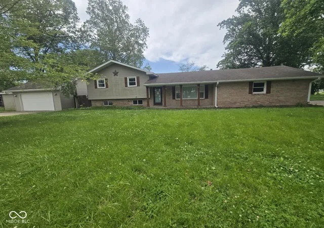 1st image of 6567 Heather Ln, Terre Haute, IN 47805 | MLS# 22111834
