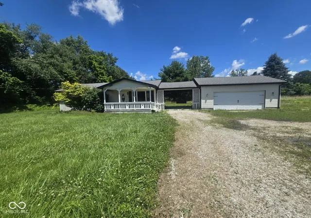 Homes for sale in Worthington, IN | 7950 N State Road 157, Worthington, IN 47471 | MLS# 22111841