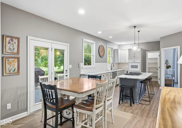 5th image of 4335 Riverbirch Run, Zionsville, IN 46077 | MLS# 22111844