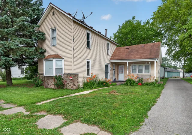 Homes for sale in Royal Center, IN | 110 E North St, Royal Center, IN 46978 | MLS# 22111847