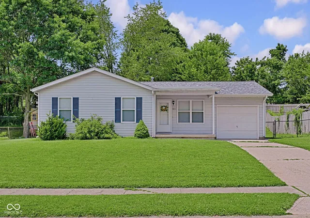 Homes for sale in Bloomington, IN | 5911 S Charlie, Bloomington, IN 47403 | MLS# 22111867