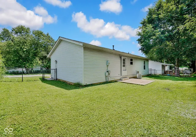 Homes for sale in Bloomington, IN | 5911 S Charlie, Bloomington, IN 47403 | MLS# 22111867