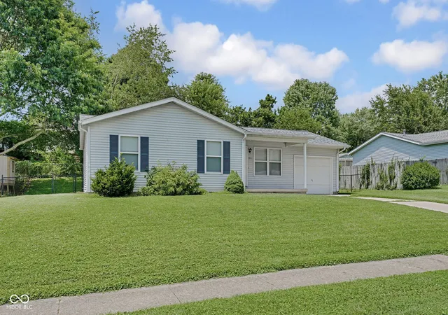 Homes for sale in Bloomington, IN | 5911 S Charlie, Bloomington, IN 47403 | MLS# 22111867