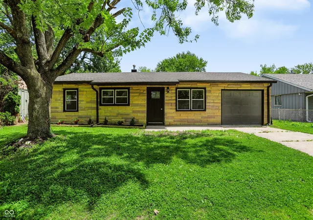 2nd image of 4047 Aspen Wy, Indianapolis, IN 46226 | MLS# 22111868