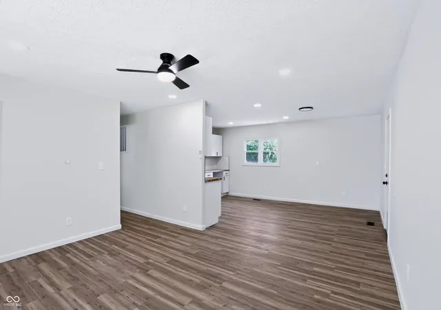 5th image of 4047 Aspen Wy, Indianapolis, IN 46226 | MLS# 22111868