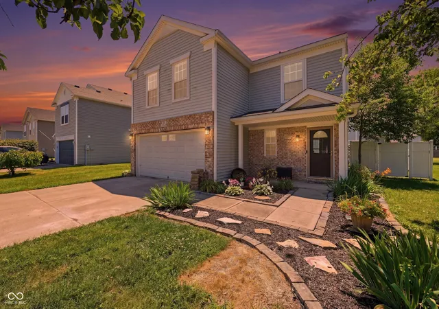 1st image of 212 Cross Bow St, Sheridan, IN 46069 | MLS# 22111872