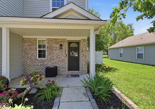 3rd image of 212 Cross Bow St, Sheridan, IN 46069 | MLS# 22111872
