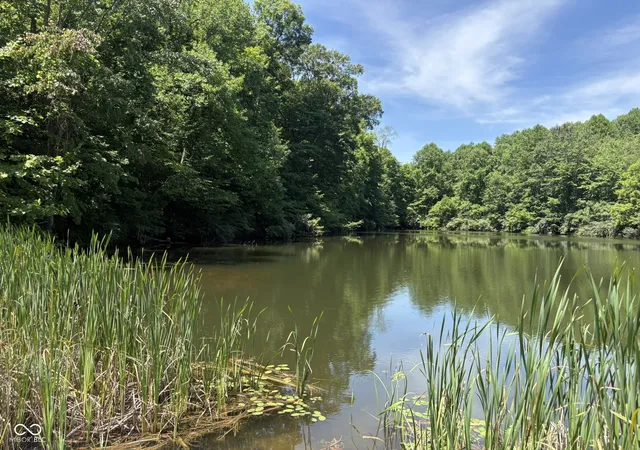 4th image of 9713 E Birch Rd, Bloomfield, IN 47424 | MLS# 22111876