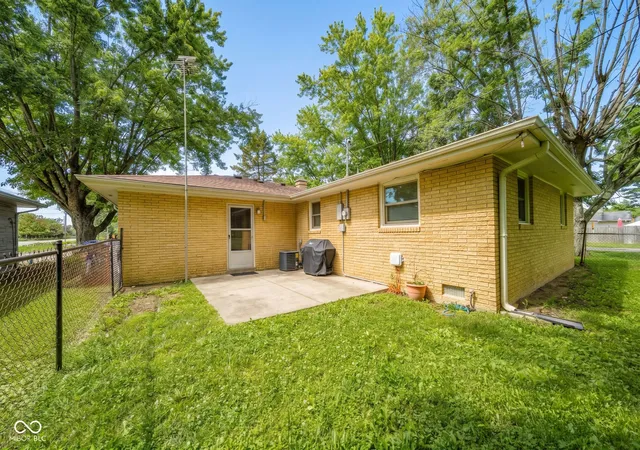 17th image of 418 E 53rd St, Anderson, IN 46013 | MLS# 22111910