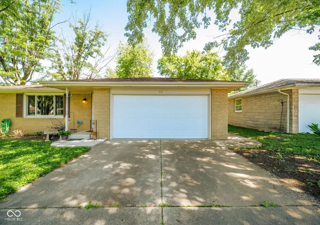 2nd image of 418 E 53rd St, Anderson, IN 46013 | MLS# 22111910